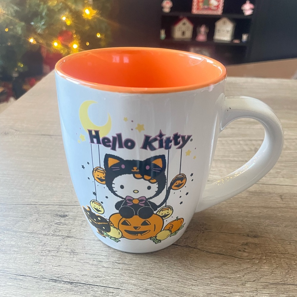 hello kitty halloween mug